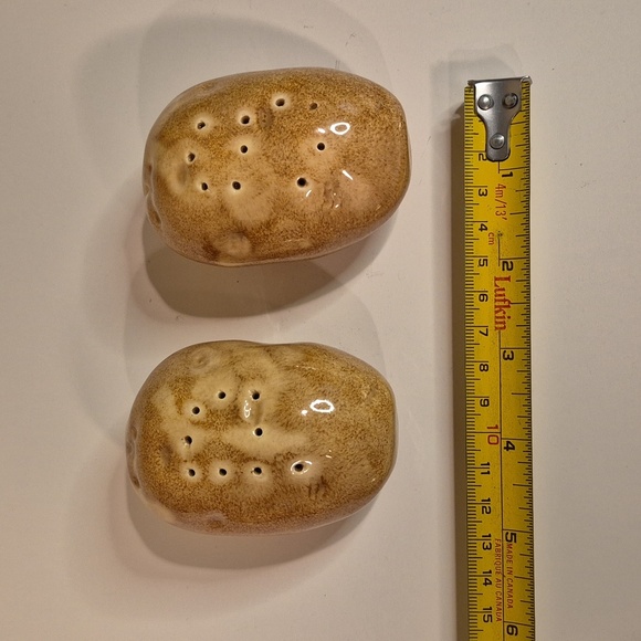 RUSTIC Handpainted Ceramic Baked Potato Serving Set With Salt and Pepper Shakers - Picture 8 of 16